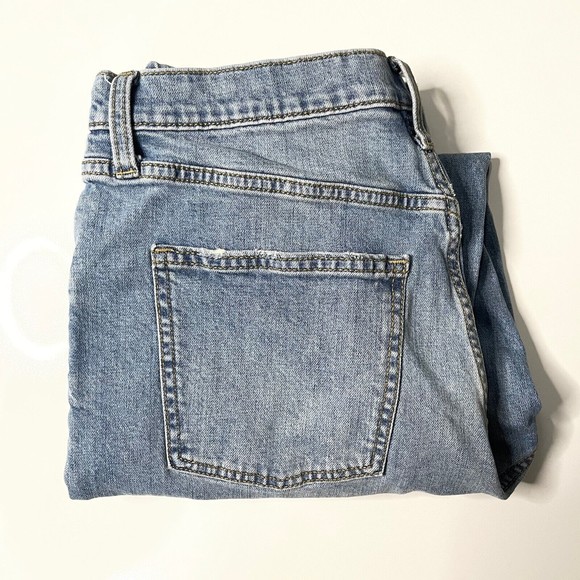 Universal Thread Denim - Universal Thread Women's Jeans Stretch Straight Leg Vintage 30 waist Size 10